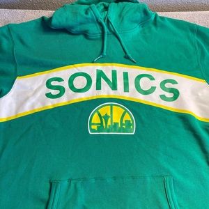 Mitchell & Ness short sleeve Sonic’s Hoodie